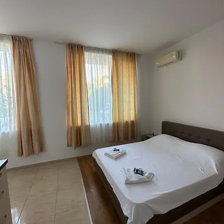 Airbnb Sea Diamond Apartment *